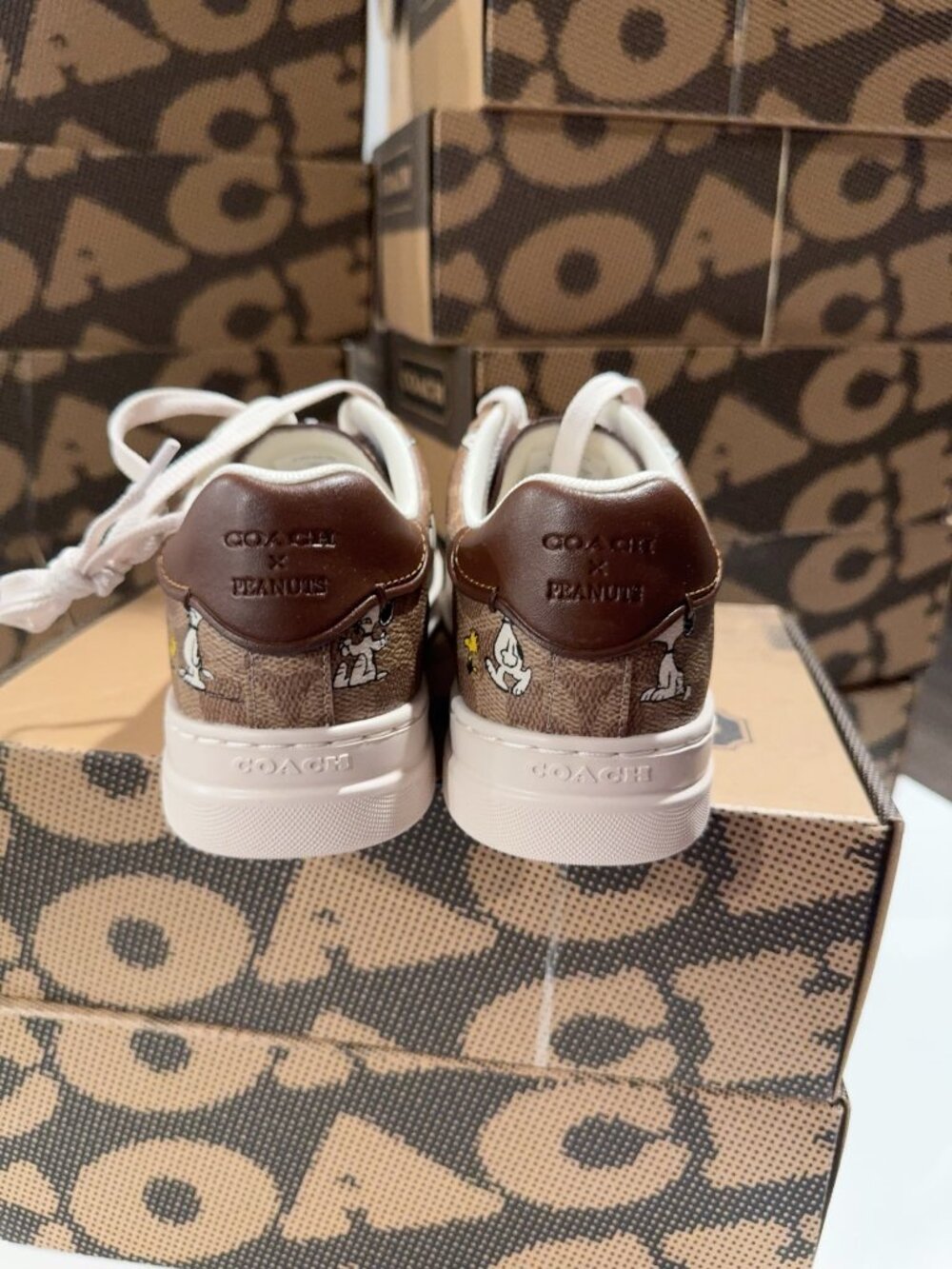 Coach X Peanuts High Line Sneaker In Signature Canvas With Snoopy Print CBZ77 - Picture 3 of 6